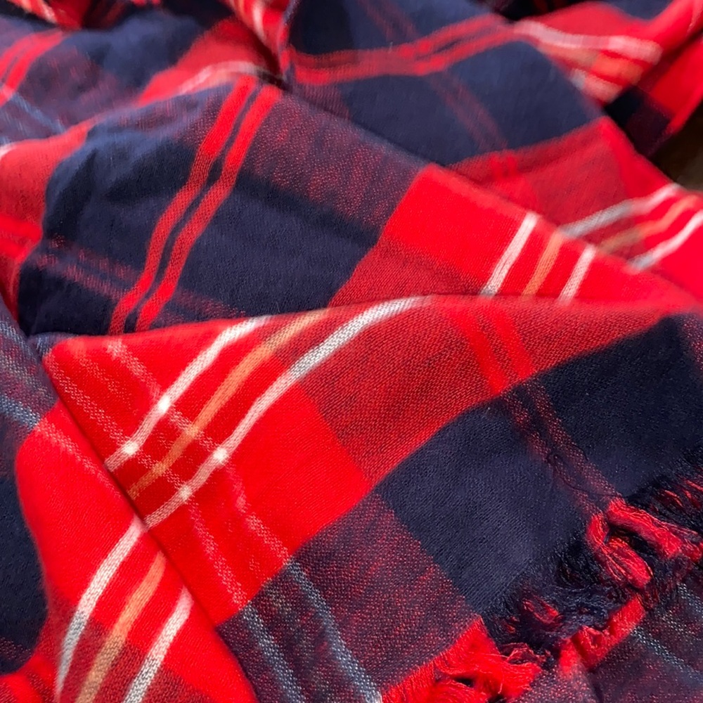 Large beautiful scarf from loft